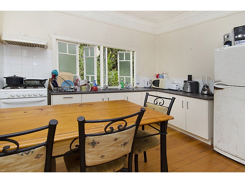 42 Middle Street, Highgate Hill QLD 4101