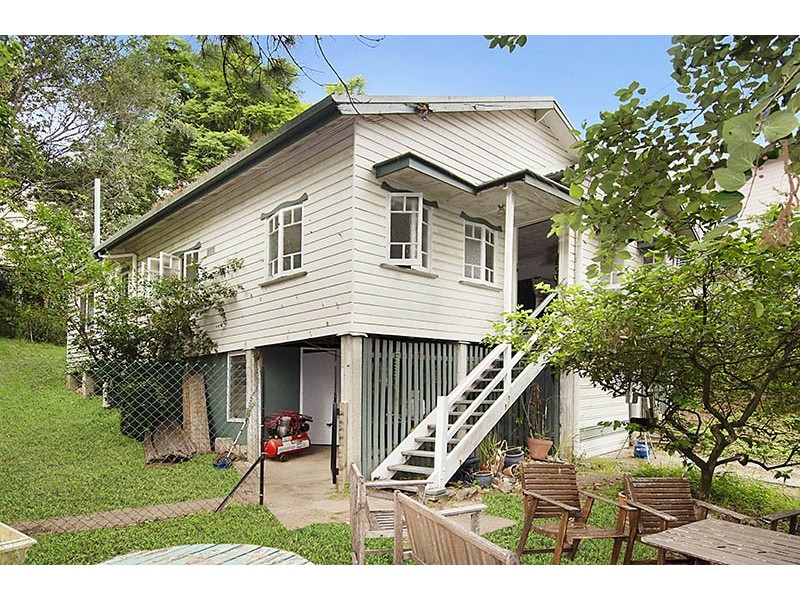 42 Middle Street, Highgate Hill QLD 4101