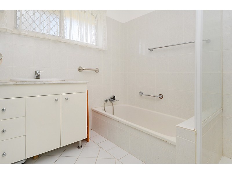 143 Fegen Drive, Moorooka QLD 4105