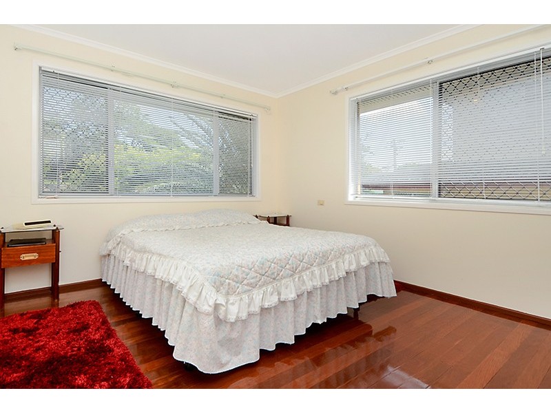 143 Fegen Drive, Moorooka QLD 4105