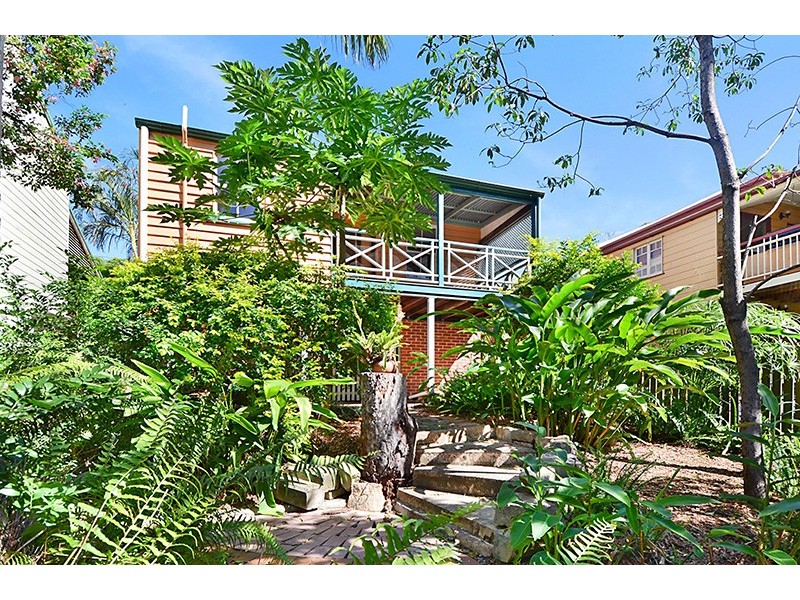 18 Julia Street, Highgate Hill QLD 4101