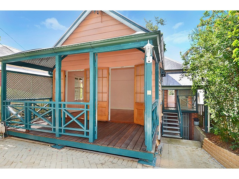 18 Julia Street, Highgate Hill QLD 4101