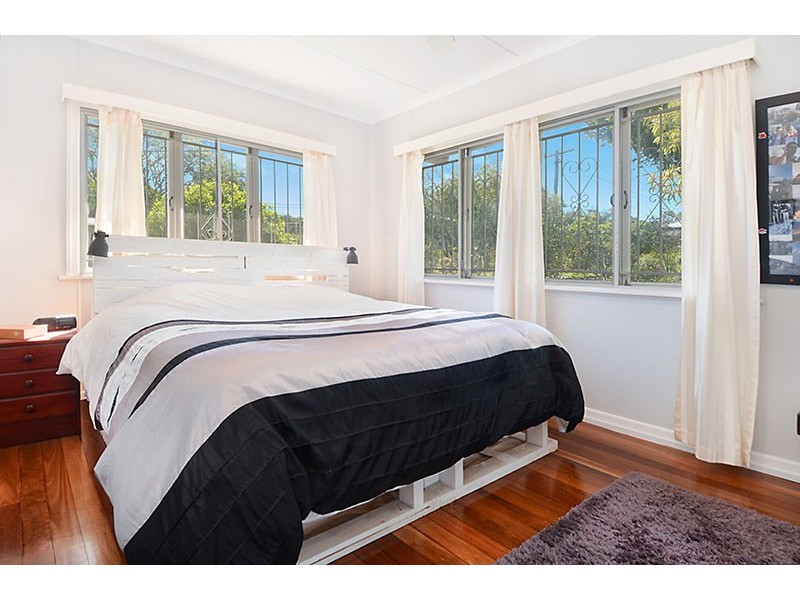 73B Chalfont Street, Salisbury QLD 4107