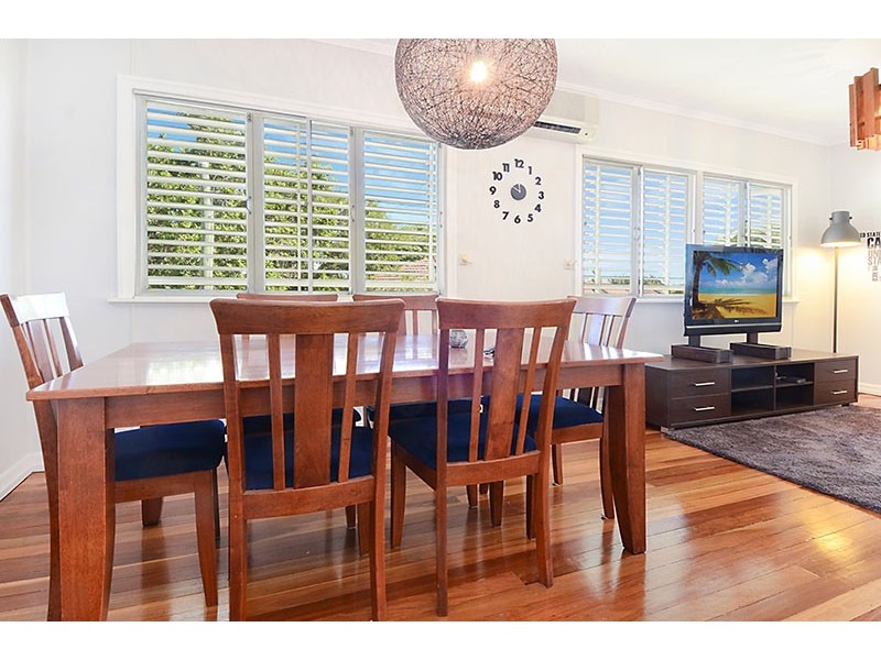 73B Chalfont Street, Salisbury QLD 4107