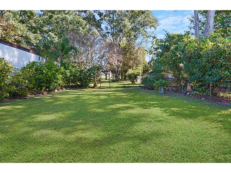 11 John Bright Street, Moorooka QLD 4105