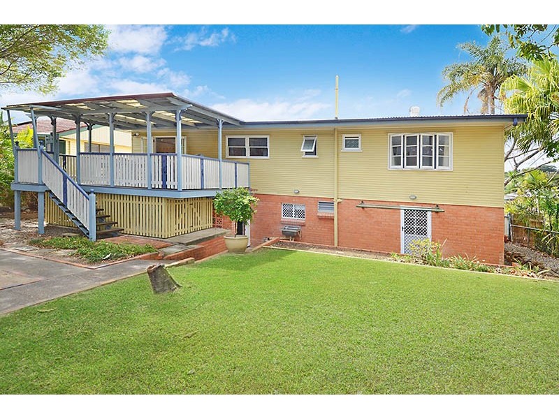 28 Mandarin Street, Coopers Plains QLD 4108