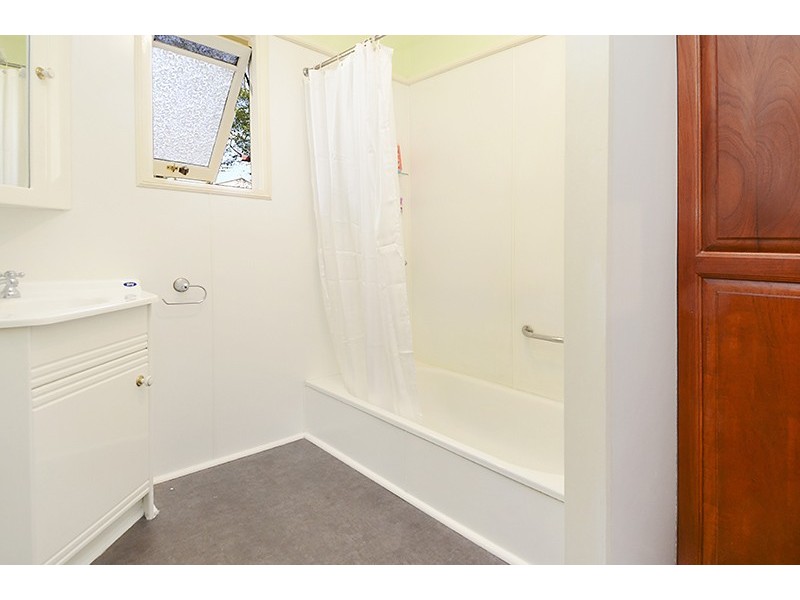 28 Mandarin Street, Coopers Plains QLD 4108