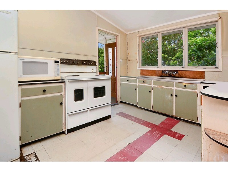 18 Malvern Street, Salisbury QLD 4107