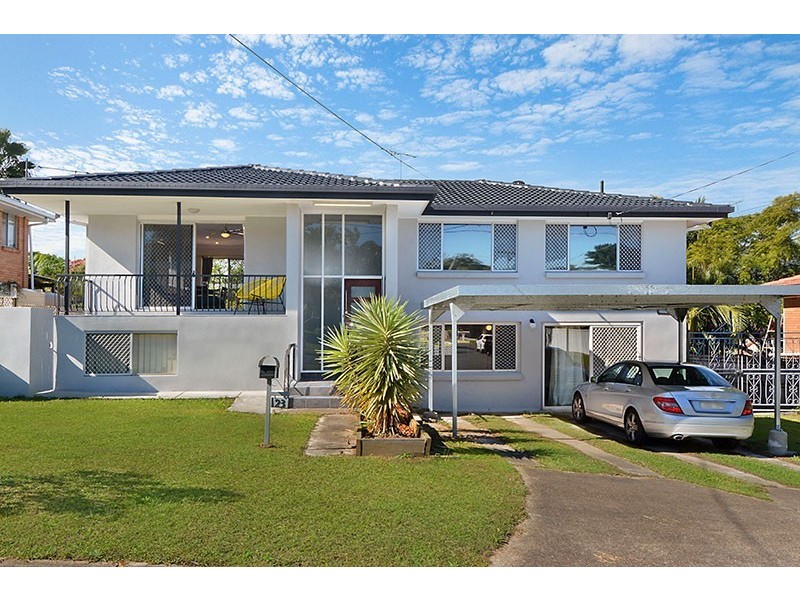 23 Swanfield Street, Macgregor QLD 4109