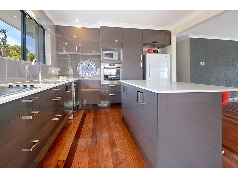 23 Swanfield Street, Macgregor QLD 4109