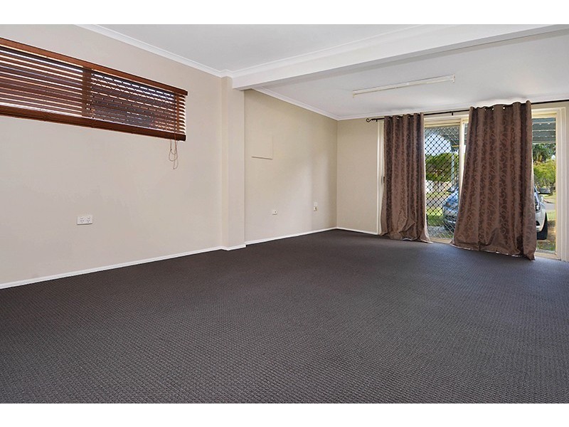 23 Swanfield Street, Macgregor QLD 4109