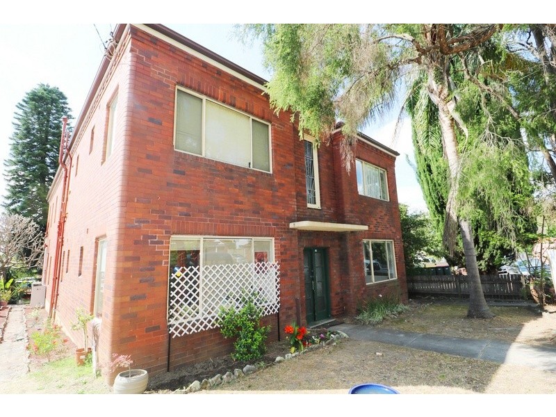 1/ 157 Norton Street, Ashfield NSW 2131