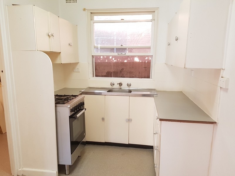 2/ 16 King  Street, Ashfield NSW 2131