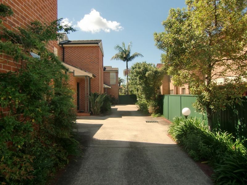 1/ 36 Dunmore Street, Croydon Park NSW 2133