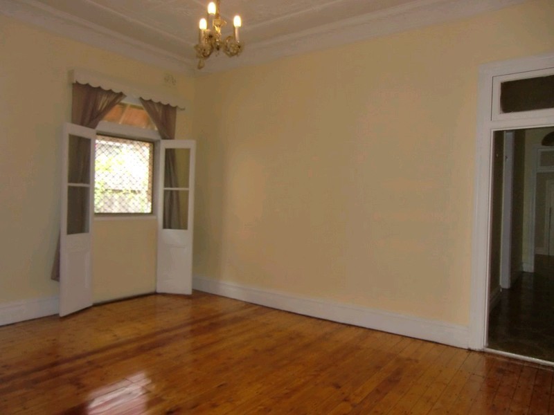 75 Queen Street, Ashfield NSW 2131