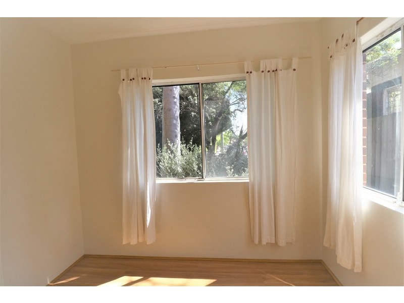 2/ 2A John Street, Ashfield NSW 2131