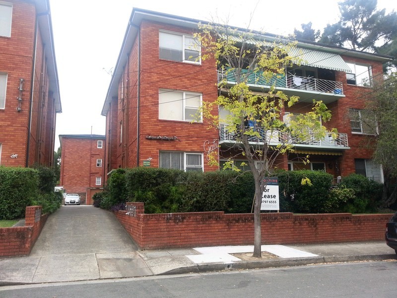 11/3 Grainger Avenue, Ashfield NSW 2131