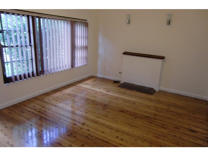 8 Julie Avenue, Clemton Park NSW 2206