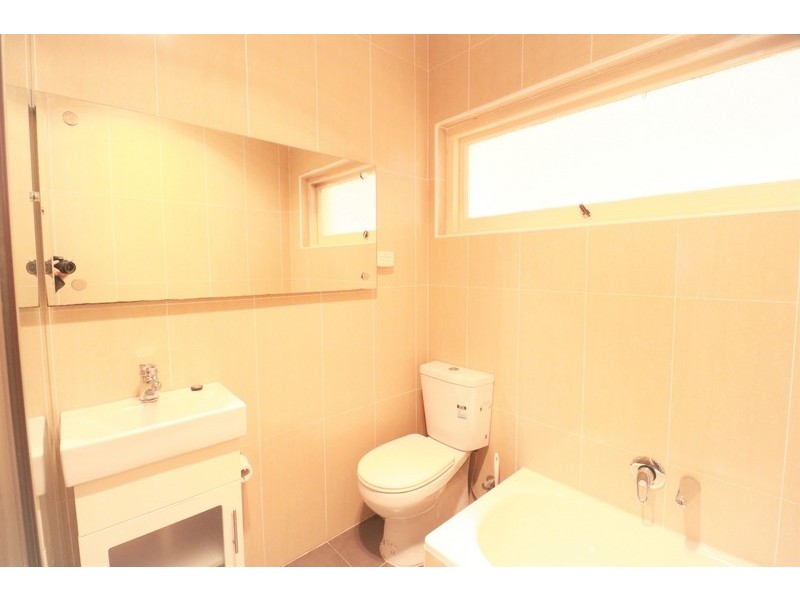 8 Julie Avenue, Clemton Park NSW 2206