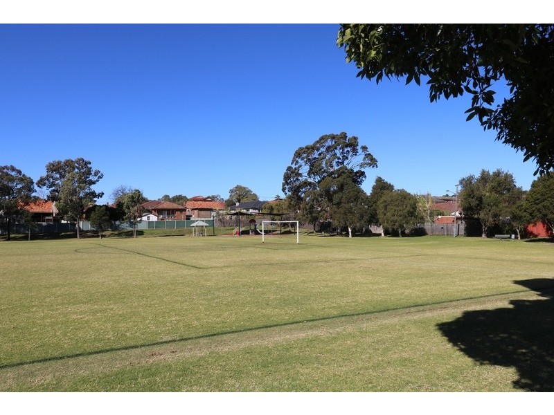 8 Julie Avenue, Clemton Park NSW 2206