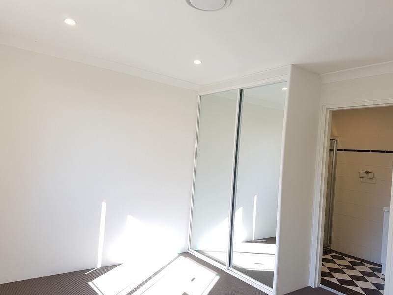 2/ 39 Jeffrey Street, Canterbury NSW 2193