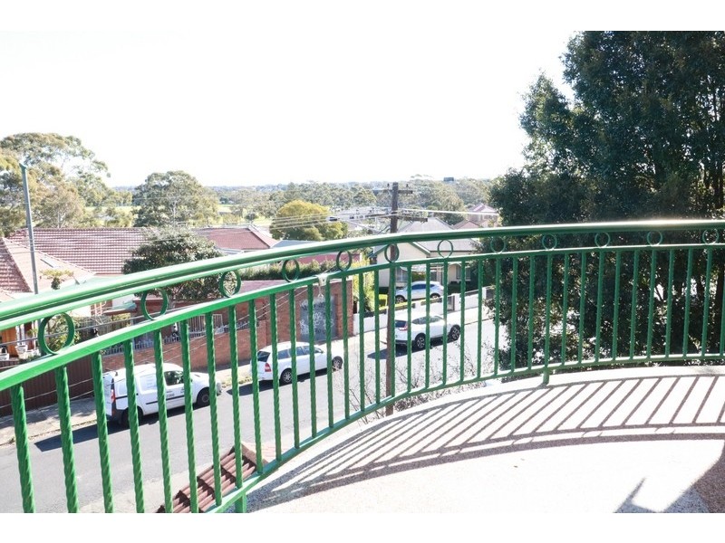 2/ 39 Jeffrey Street, Canterbury NSW 2193