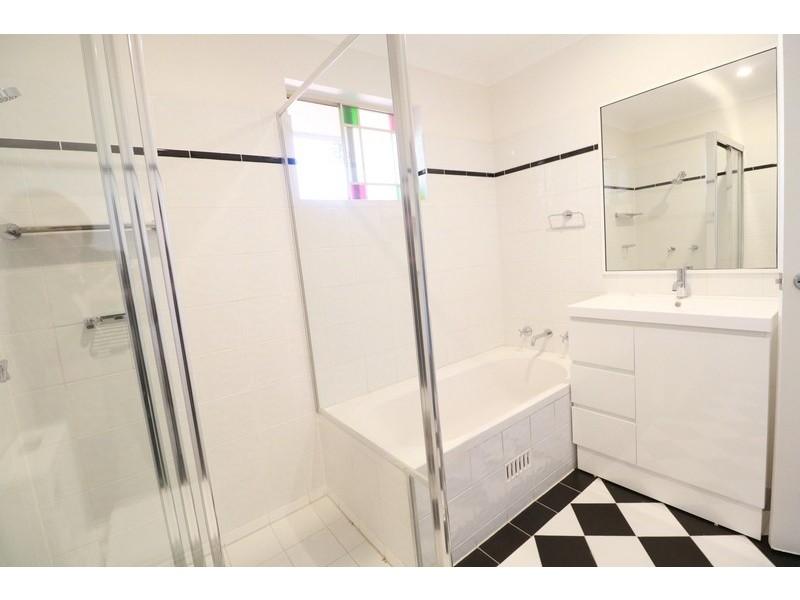 2/ 39 Jeffrey Street, Canterbury NSW 2193