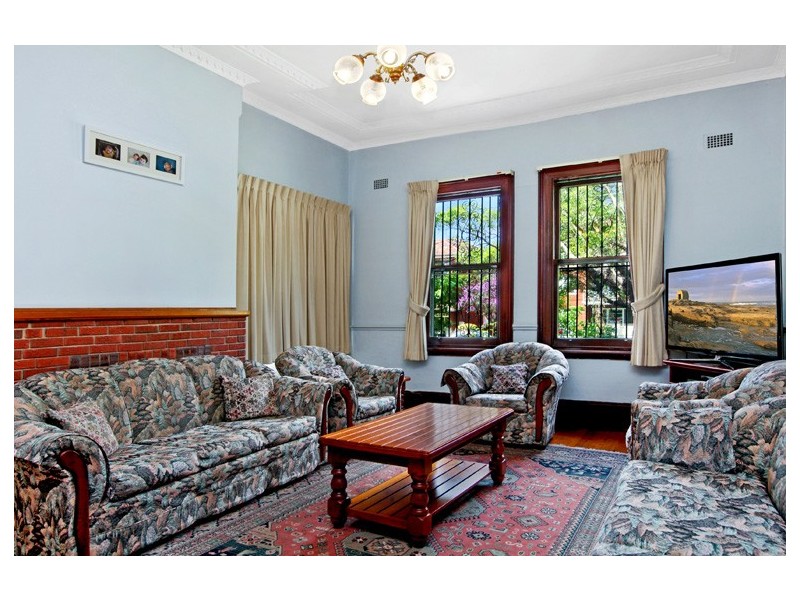 1 Tintern Road, Ashfield NSW 2131
