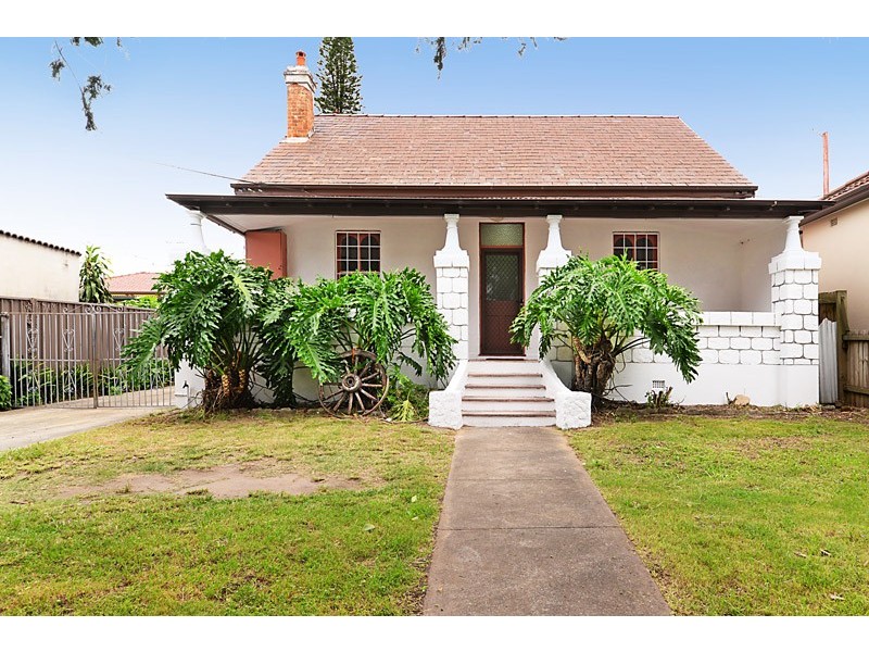 32 Robert Street, Ashfield NSW 2131