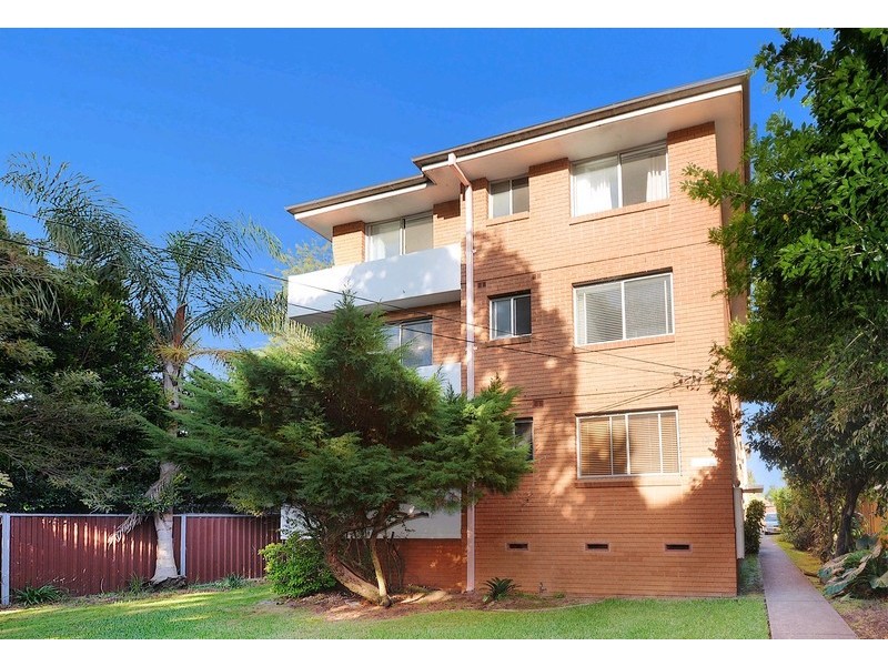 2/12 Margaret Street, Ashfield NSW 2131