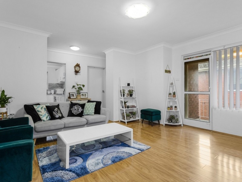 19/37-39 Loch Street, Campsie NSW 2194