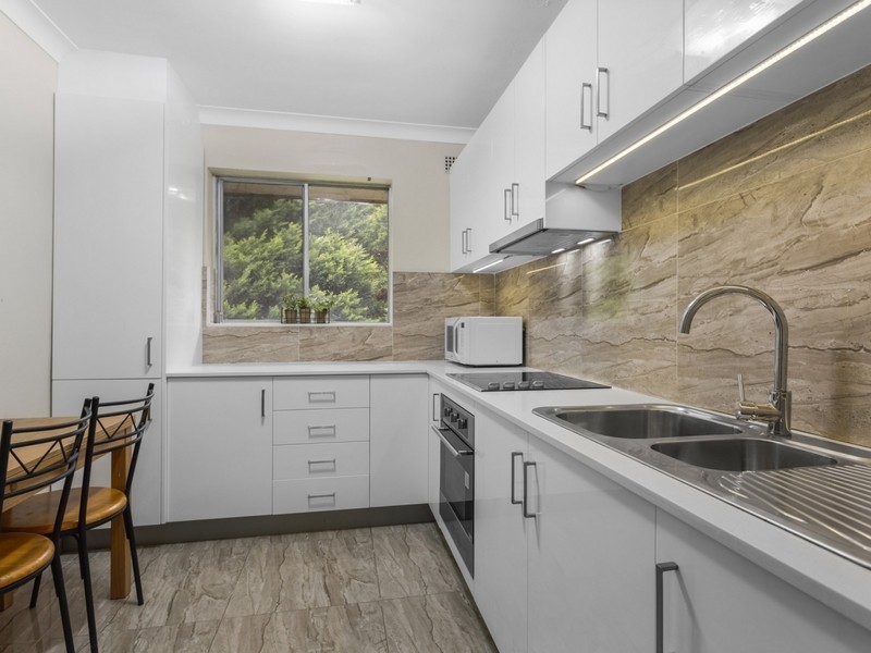 19/37-39 Loch Street, Campsie NSW 2194