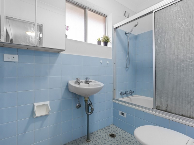 19/37-39 Loch Street, Campsie NSW 2194