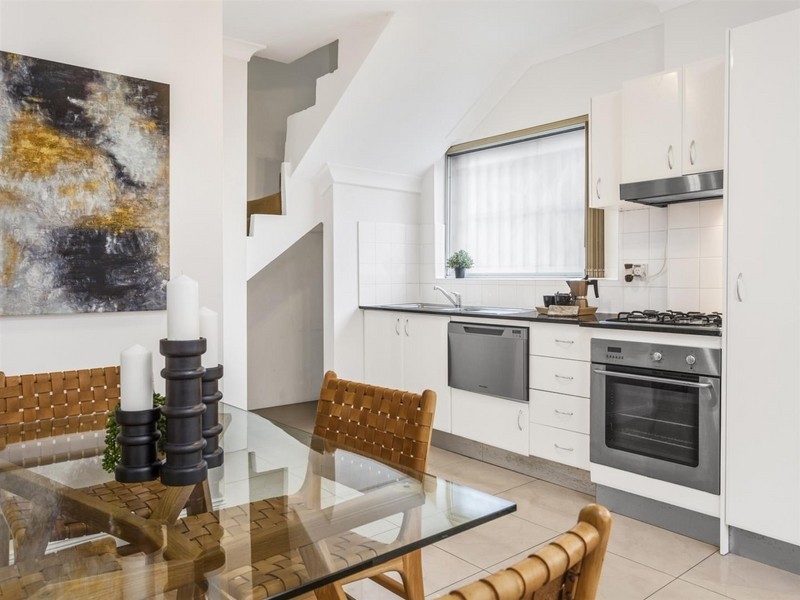 1/176-180 Salisbury Road, Camperdown NSW 2050