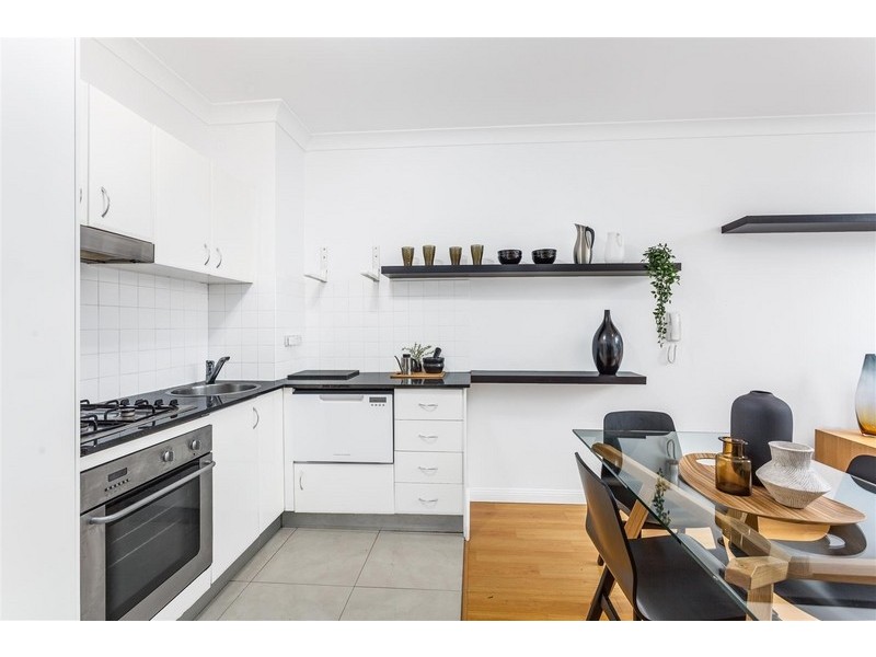 2/176-180 Salisbury Road, Camperdown NSW 2050
