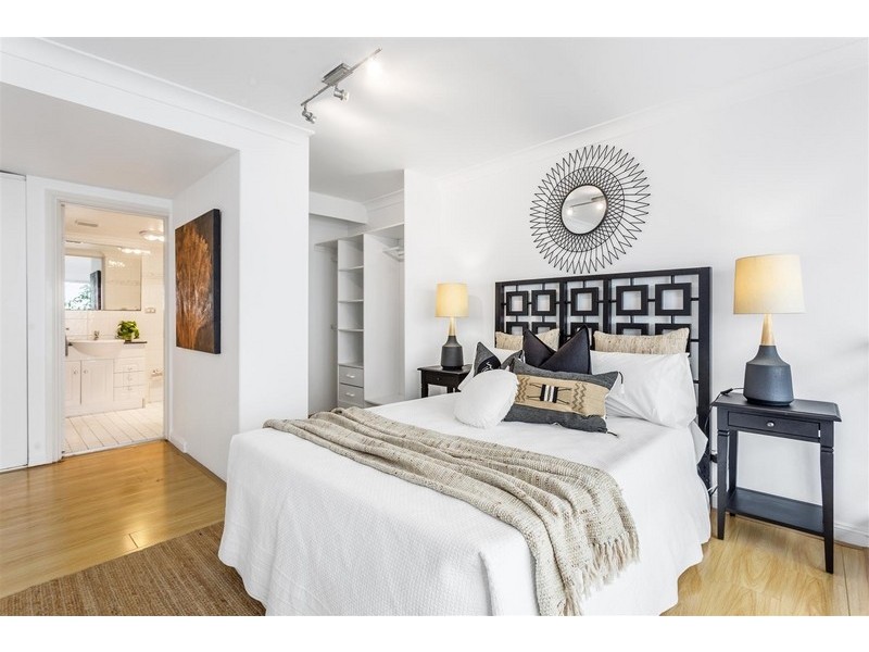 2/176-180 Salisbury Road, Camperdown NSW 2050