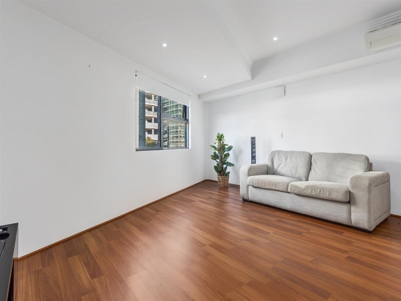 2/6 Station Street, Homebush NSW 2140