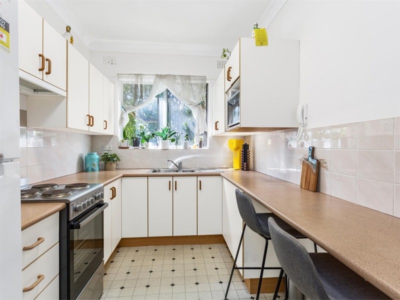 2/421 Liverpool Road, Ashfield NSW 2131