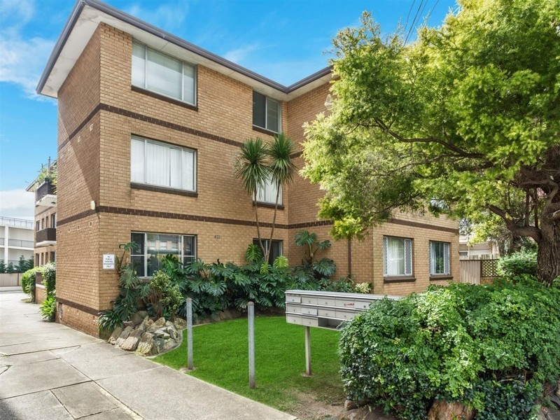 2/421 Liverpool Road, Ashfield NSW 2131