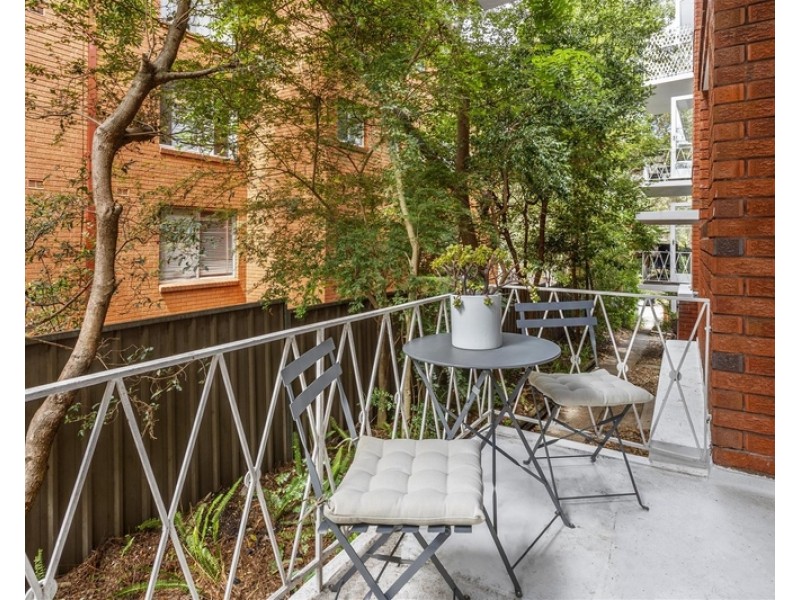 2/59 Grosvenor Crescent, Summer Hill NSW 2130