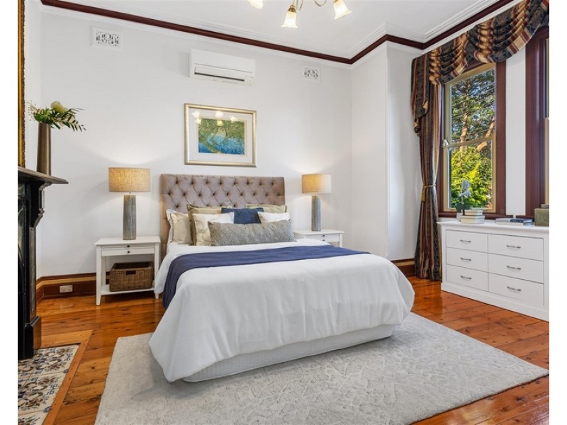 33 Wallace Street, Burwood NSW 2134