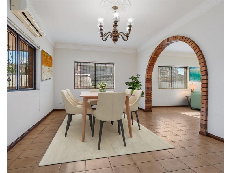 32 Fifth Avenue, Berala NSW 2141
