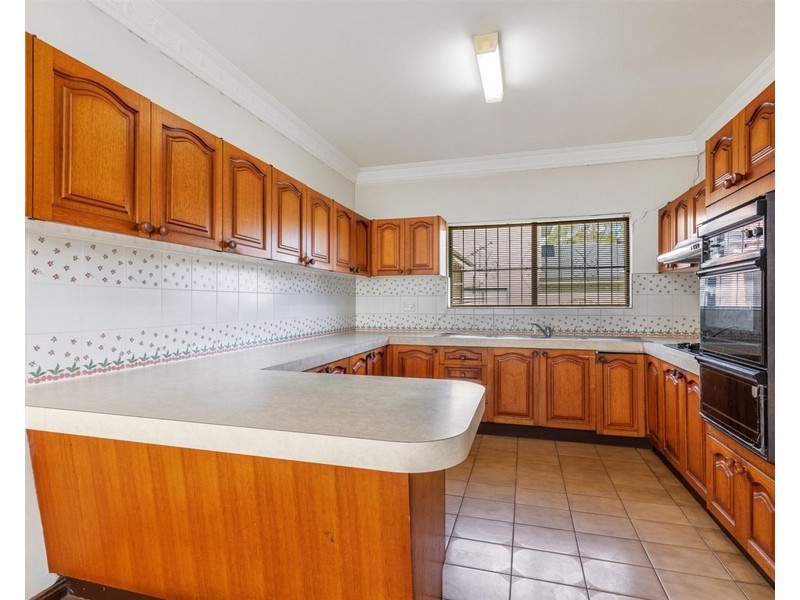 32 Fifth Avenue, Berala NSW 2141