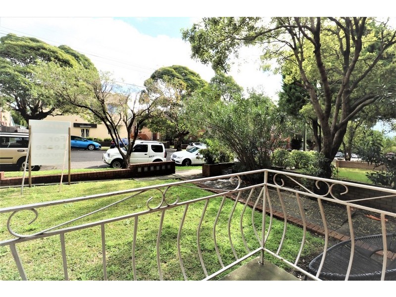 1/ 18 King Street, Ashfield NSW 2131