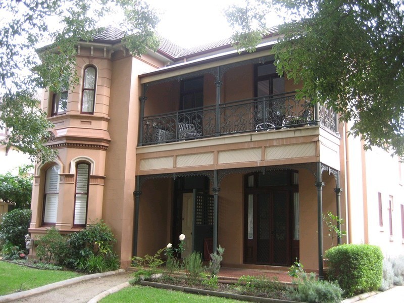 9/85 Queen Street, Ashfield NSW 2131