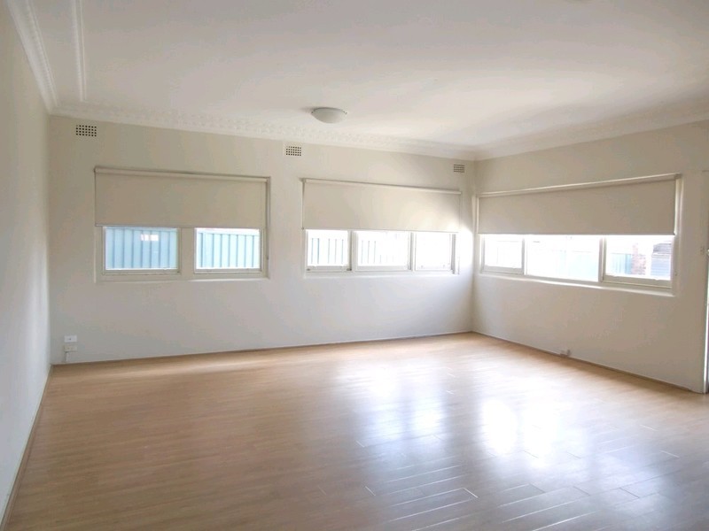 379 Beamish Street, Campsie NSW 2194