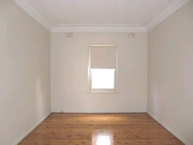 379 Beamish Street, Campsie NSW 2194