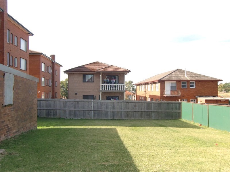 379 Beamish Street, Campsie NSW 2194