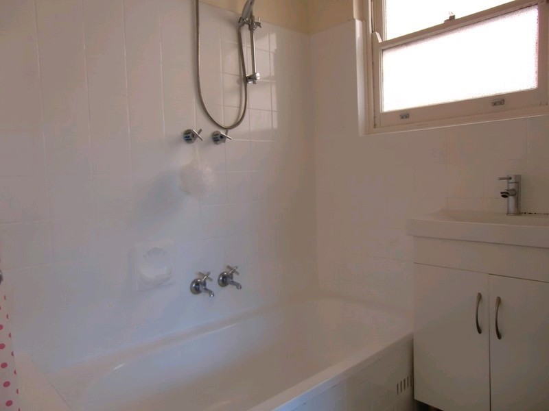 2/63 Albert Crescent, Burwood NSW 2134