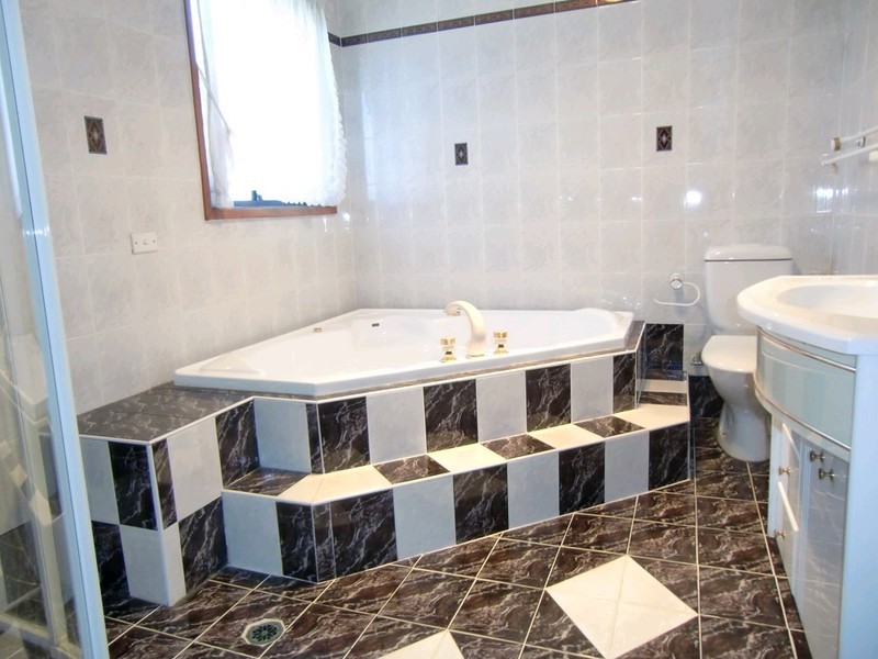 44 Poole Street, Kingsgrove NSW 2208